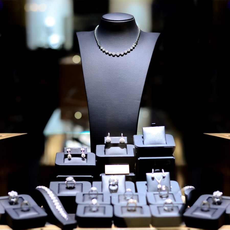 Lab Grown Diamond Buying Guide: The Complete 2026 Handbook