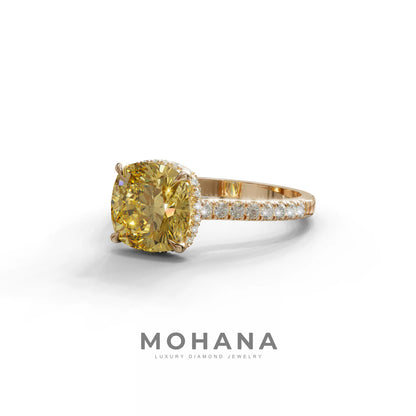 2.5 Carat Yellow Cushion Cut Hidden Halo & Pave Lab Diamond Ring - Éblouissant