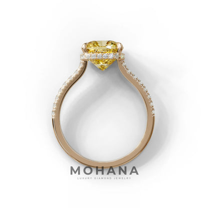 2.5 Carat Yellow Cushion Cut Hidden Halo & Pave Lab Diamond Ring - Éblouissant