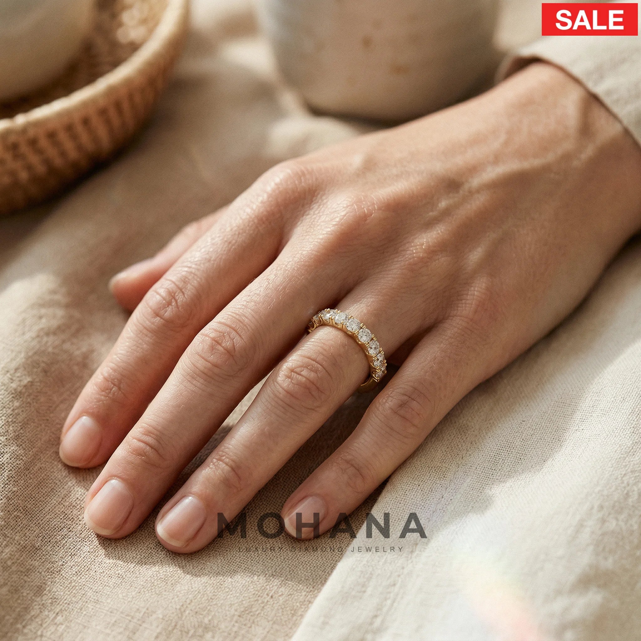E/VVS Round Lab Grown Diamond Wedding Band - 13 Stone Pave Ring
