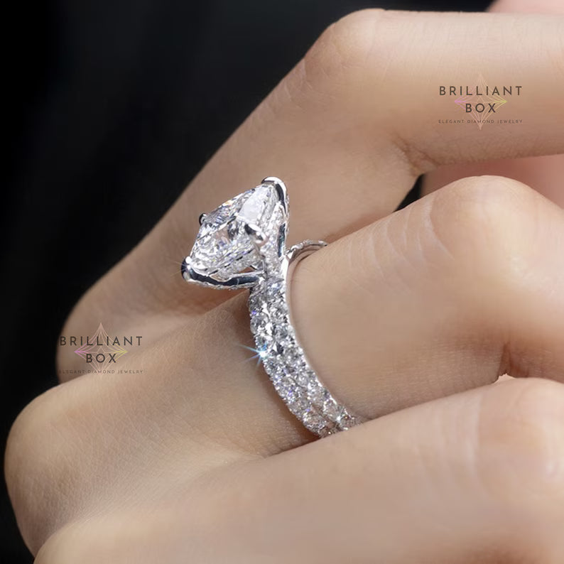 Richard Newman - Order - 5 Carat E/VVS Princess Cut Moissanite Diamond Ring