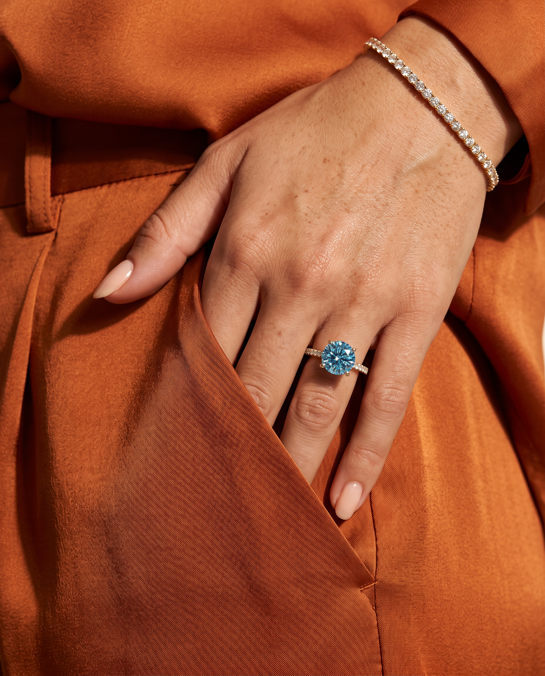 1 to 3.5 Carat Blue Lab Grown Diamond Engagement Ring – Round Cut Pavé | Elise