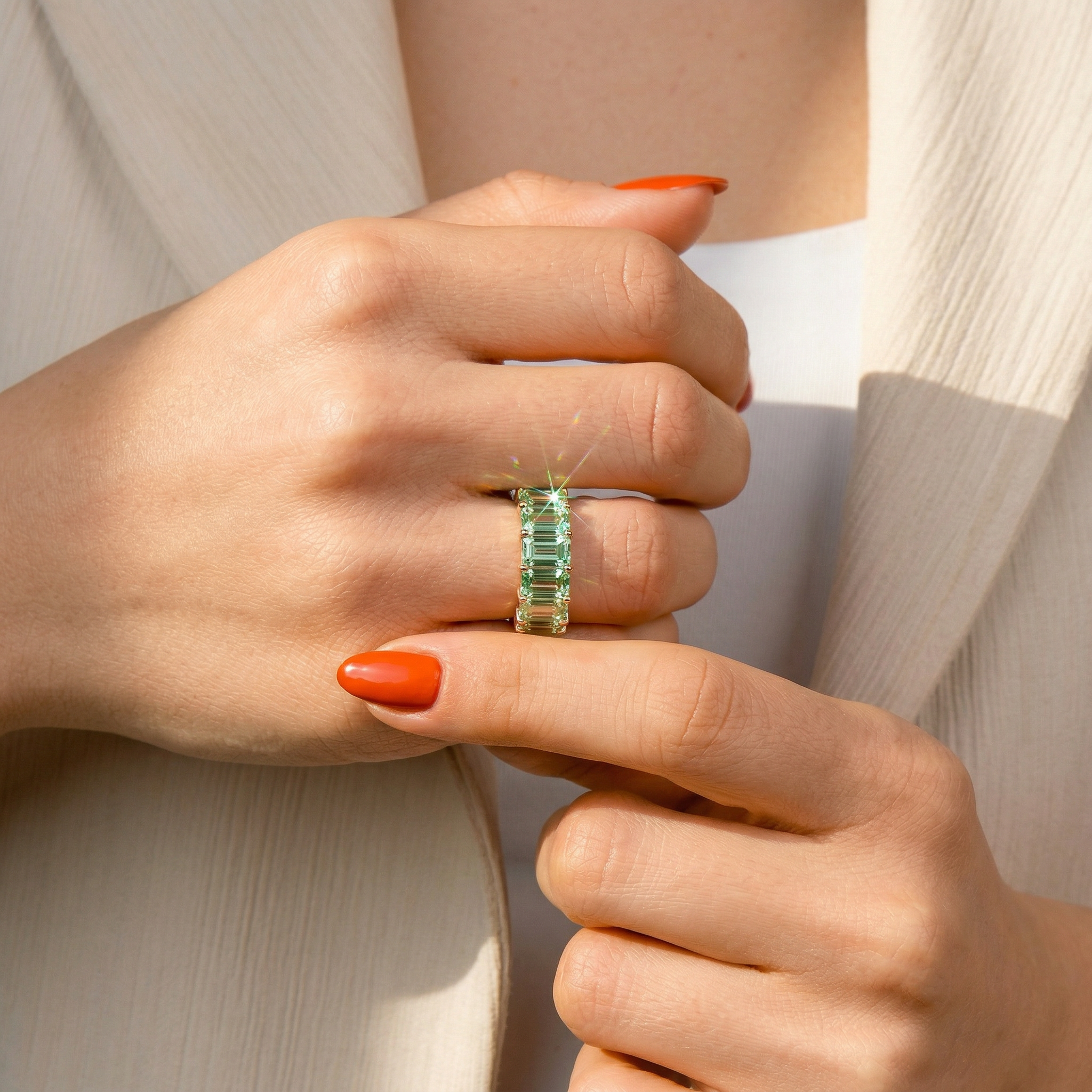 Lab-Grown Green Emerald-Cut Diamond Full Eternity Band | 7-8 CTW