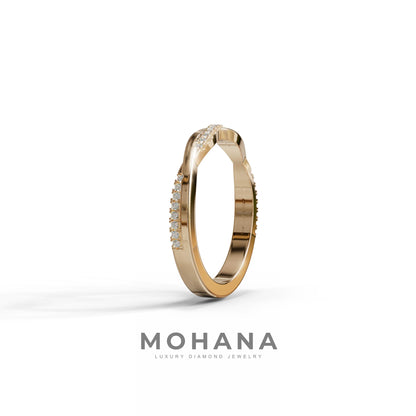 Elegant Twisted Band with Lab‑Grown Diamonds – Women’s Wedding Ring
